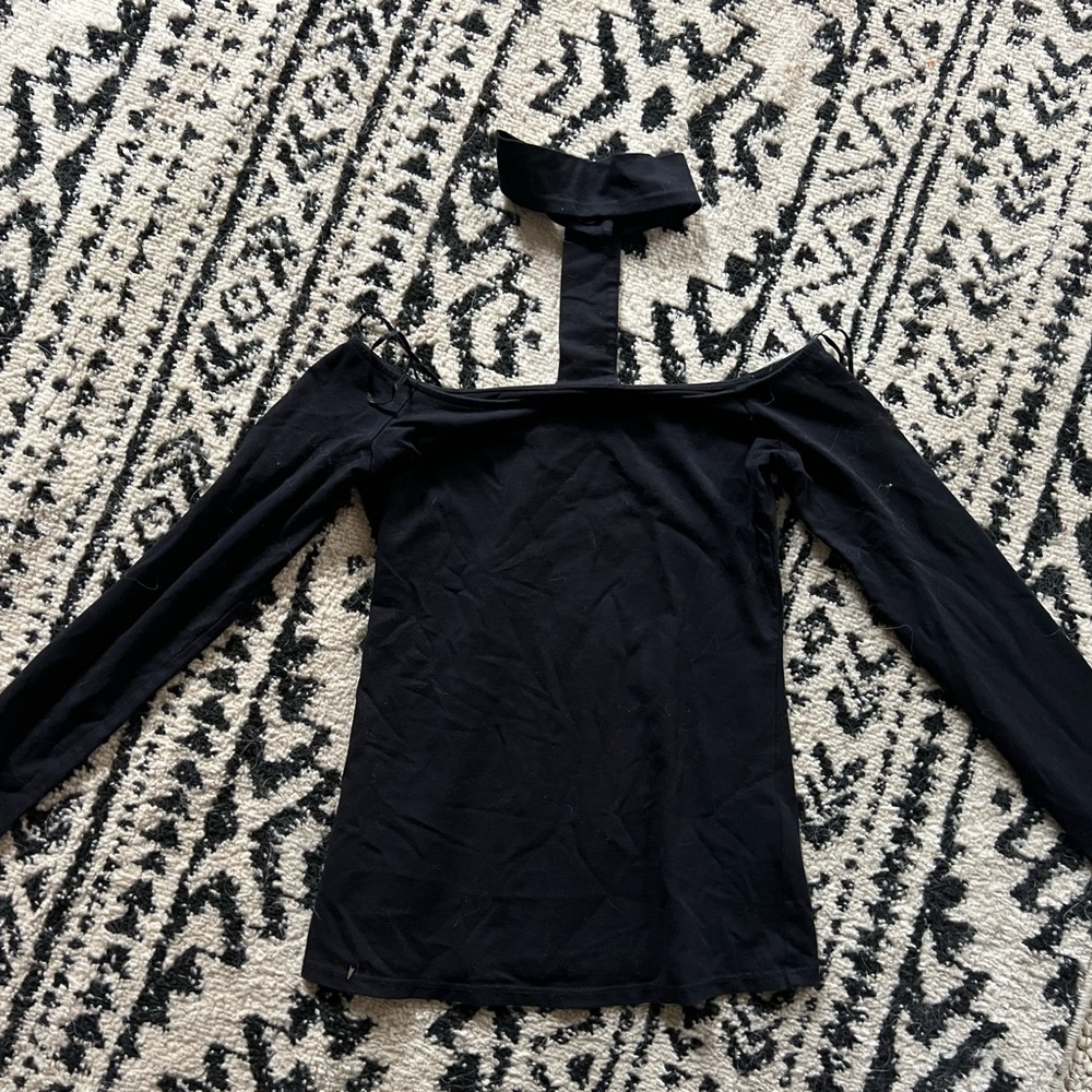 Guess Fitted Off The Shoulder Long Sleeve With Attached Choker Size XXS